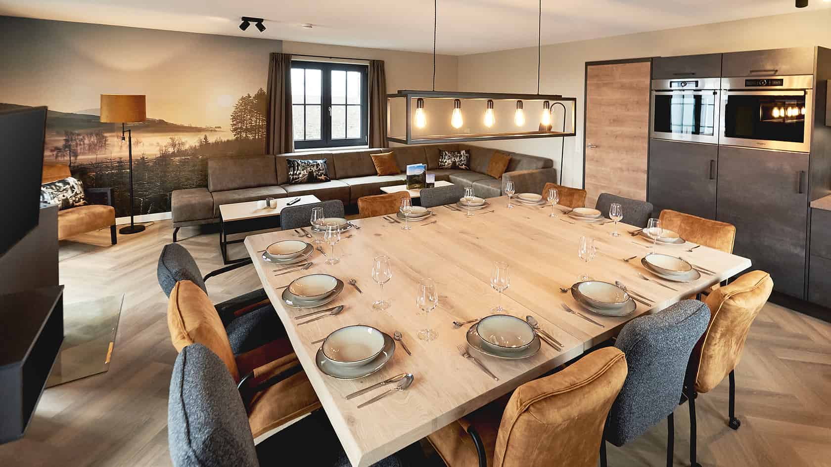 Luxe en ruime 12p villa nabij piste en centrum 