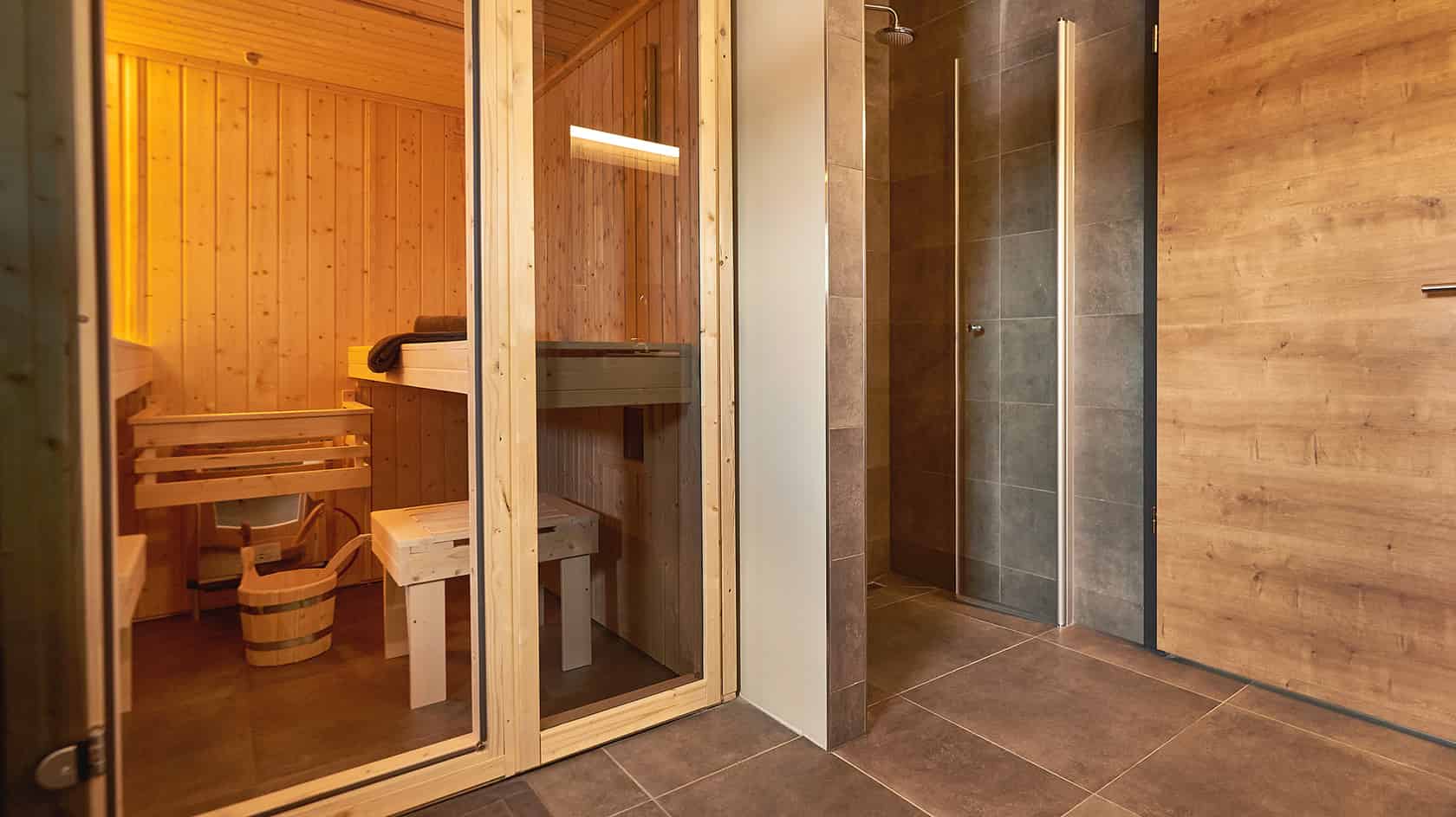 Luxe en ruime 12p villa nabij piste en centrum 
