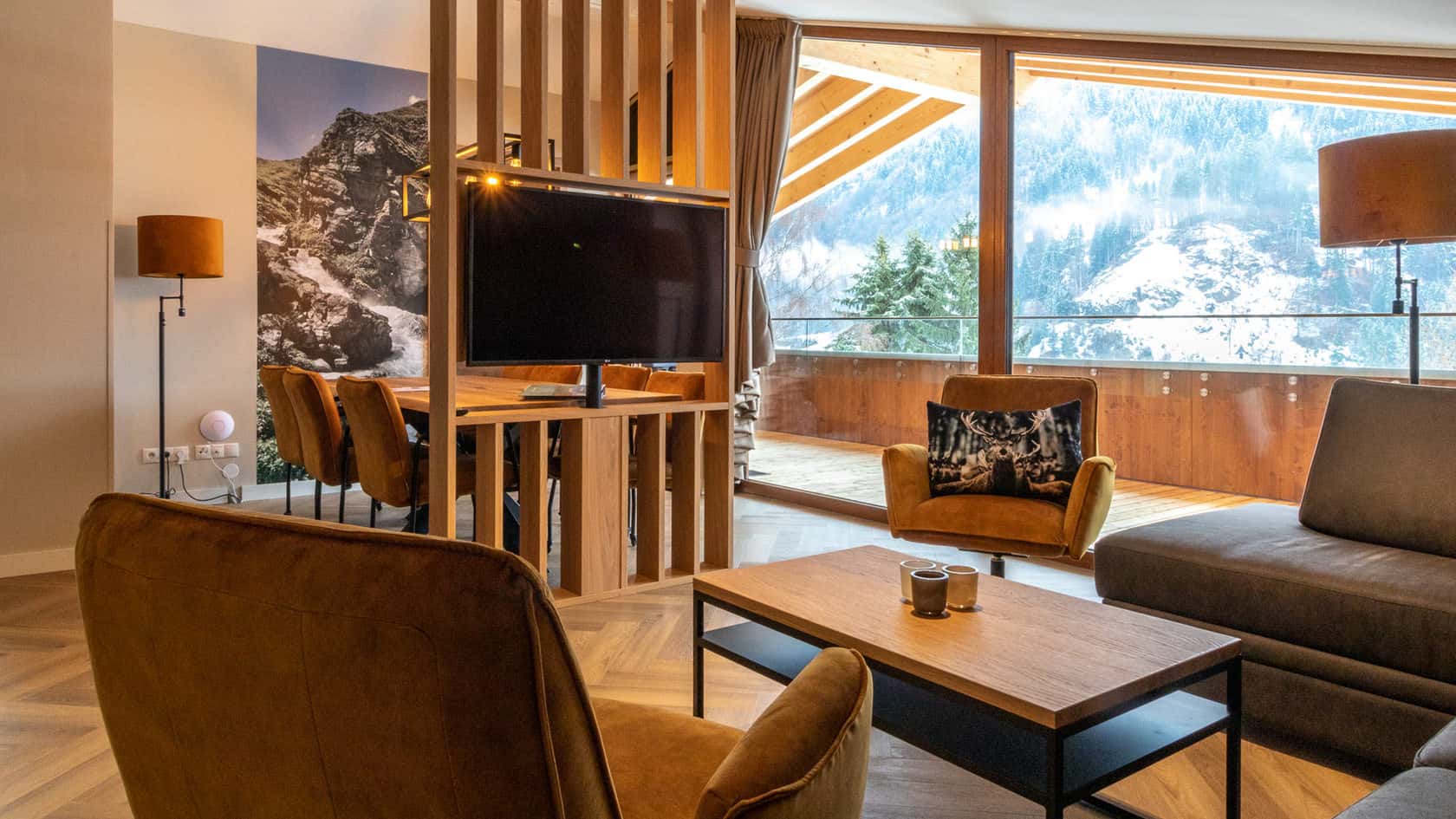B6 Stijlvol 6p penthouse vlakbij skigebied