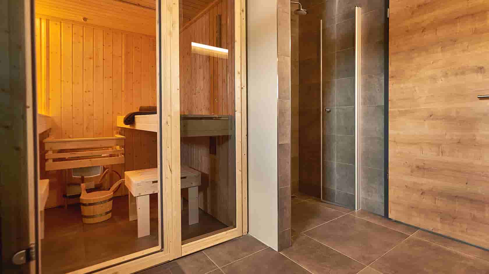 Luxe en ruime 12p villa nabij piste en centrum