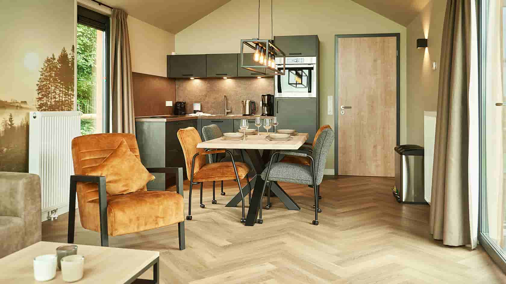 Luxe 4p cottage vlak bij centrum en piste