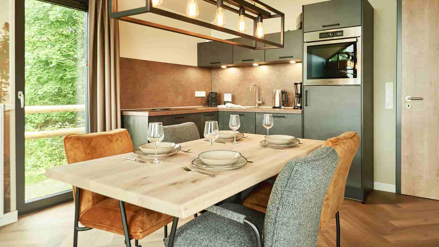 Luxe 4p cottage vlak bij centrum en piste